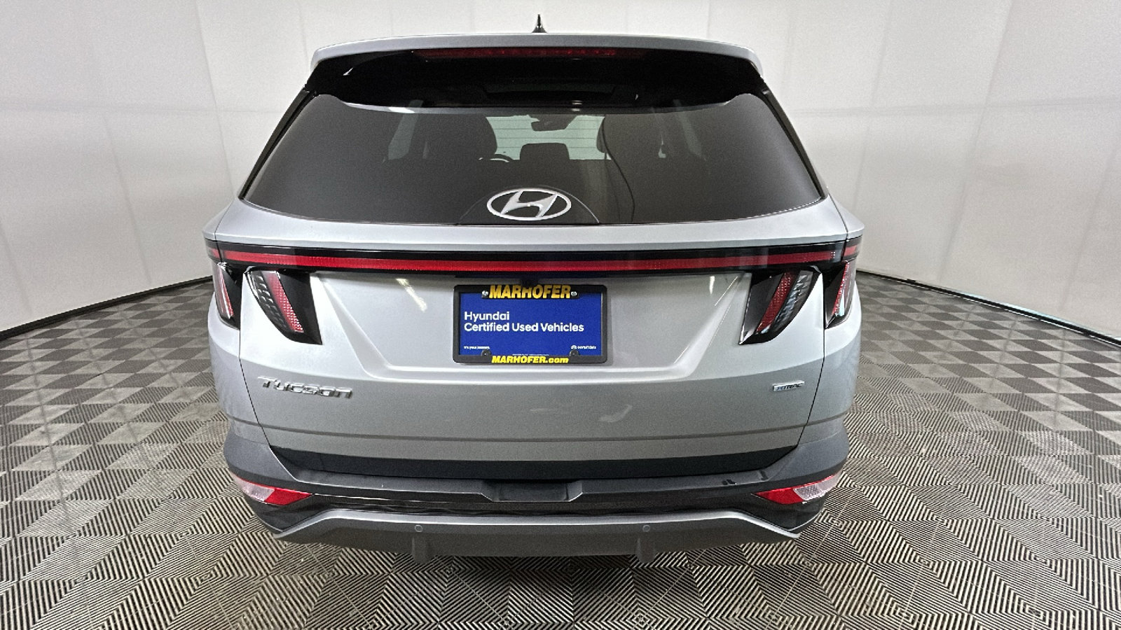 Certified 2023 Hyundai Tucson Limited AWD/4WD image 4