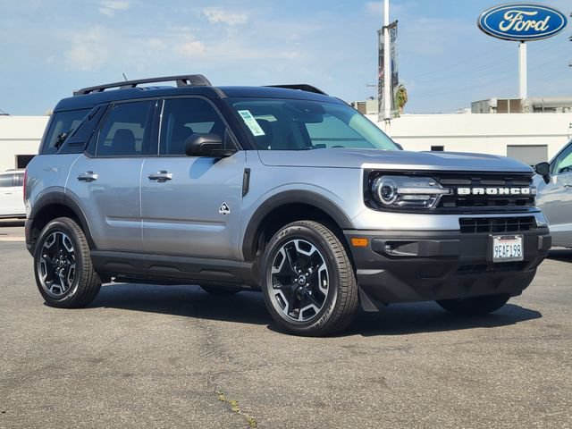 Certified 2022 Ford Bronco Sport Outer Banks w/ Tech Package AWD/4WD image 32
