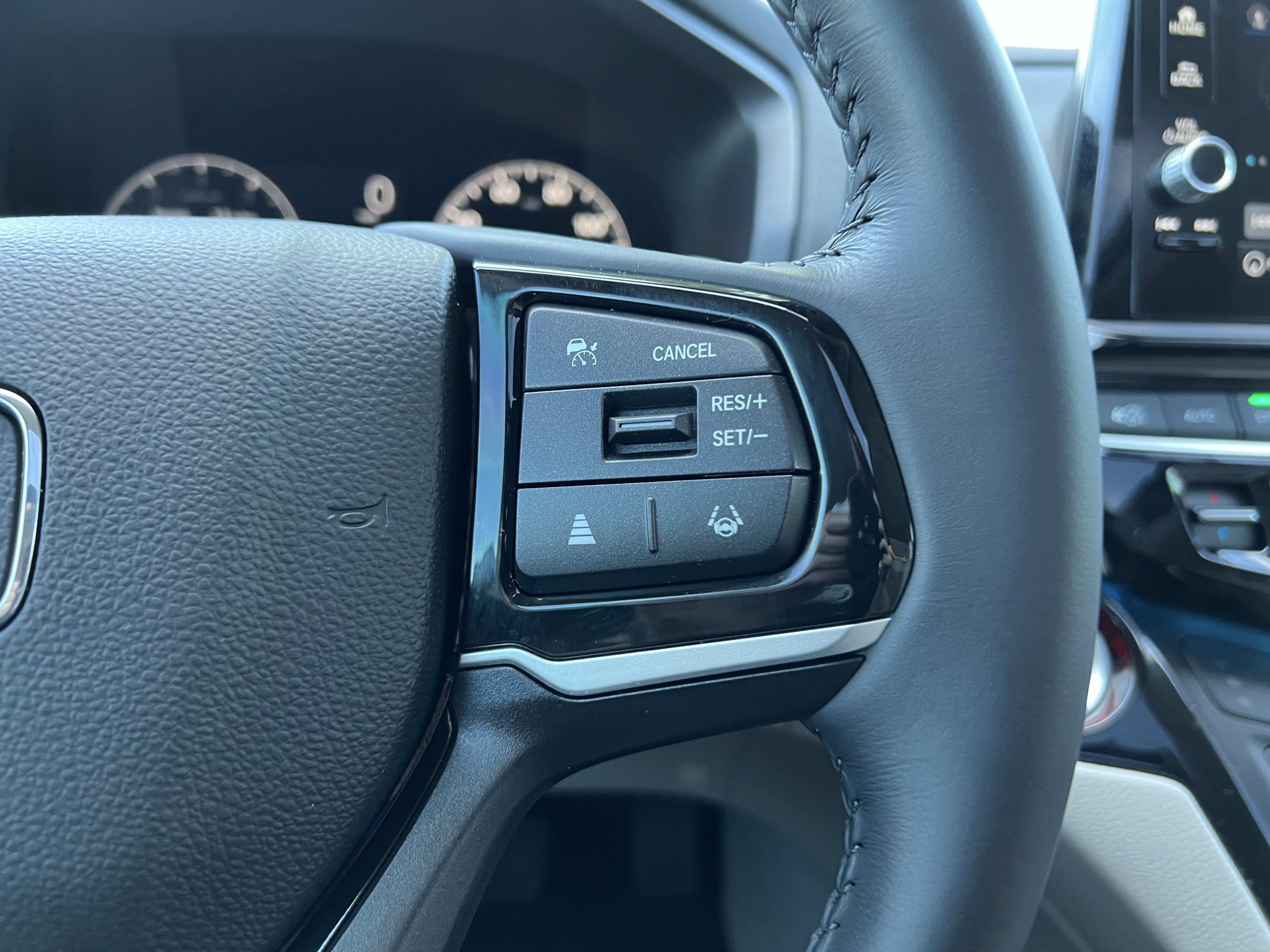 Used 2025 Honda Odyssey Touring image 20