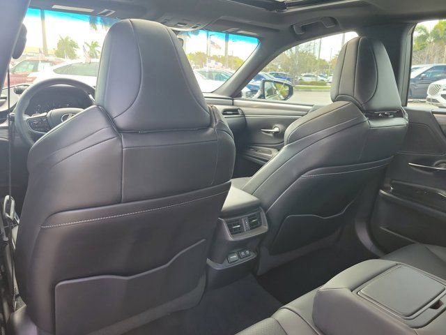 Used 2021 Lexus ES 350 F Sport w/ Accessory Package image 11