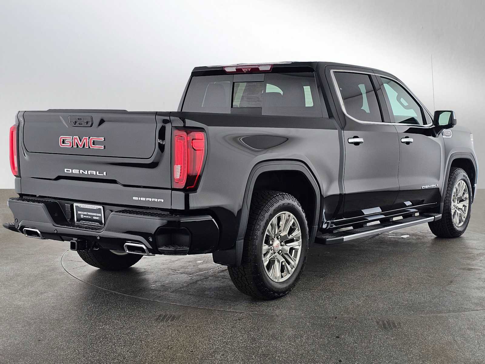 New 2026 GMC Sierra 1500 Denali w/ Technology Package AWD/4WD image 3
