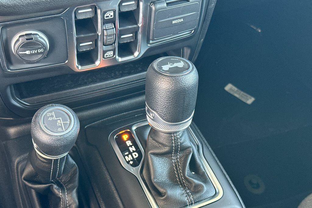 New 2025 Jeep Wrangler Unlimited Sport AWD/4WD image 21