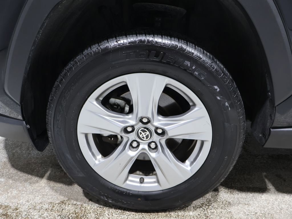 Used 2024 Toyota RAV4 XLE image 8