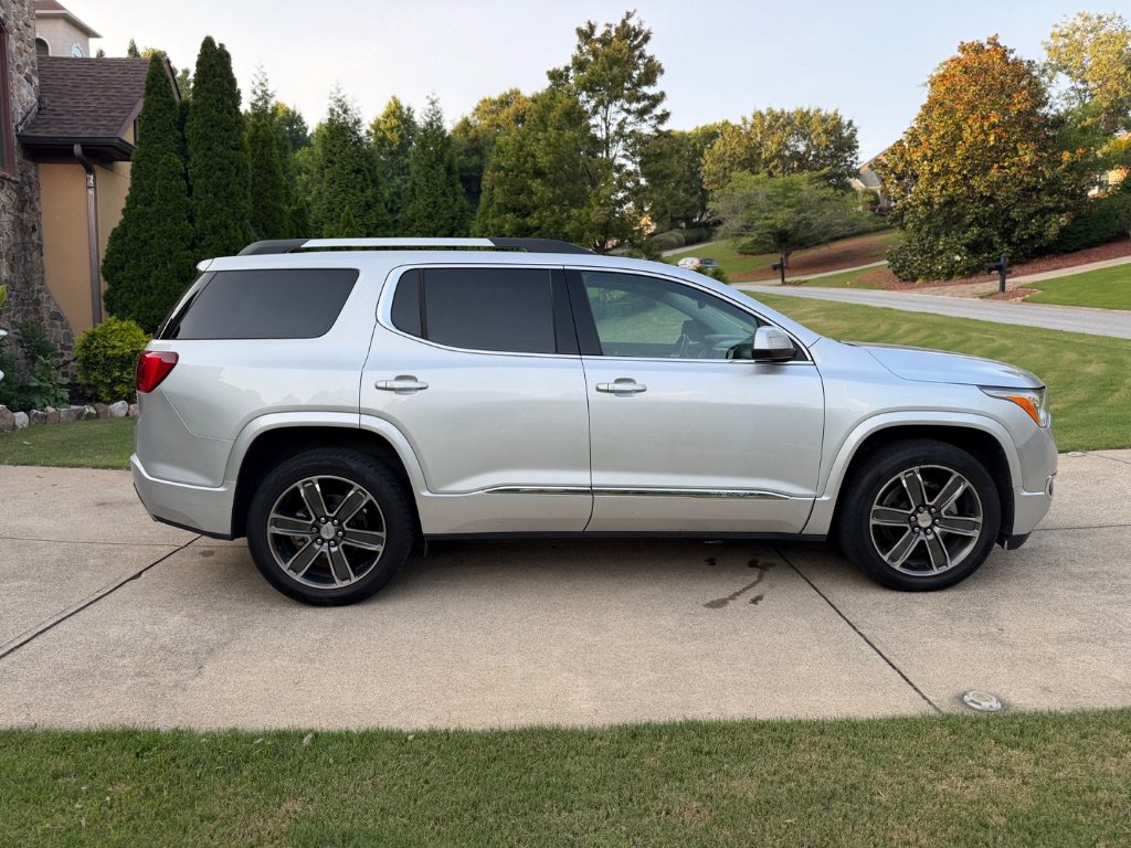 Used 2017 GMC Acadia Denali FWD image 5