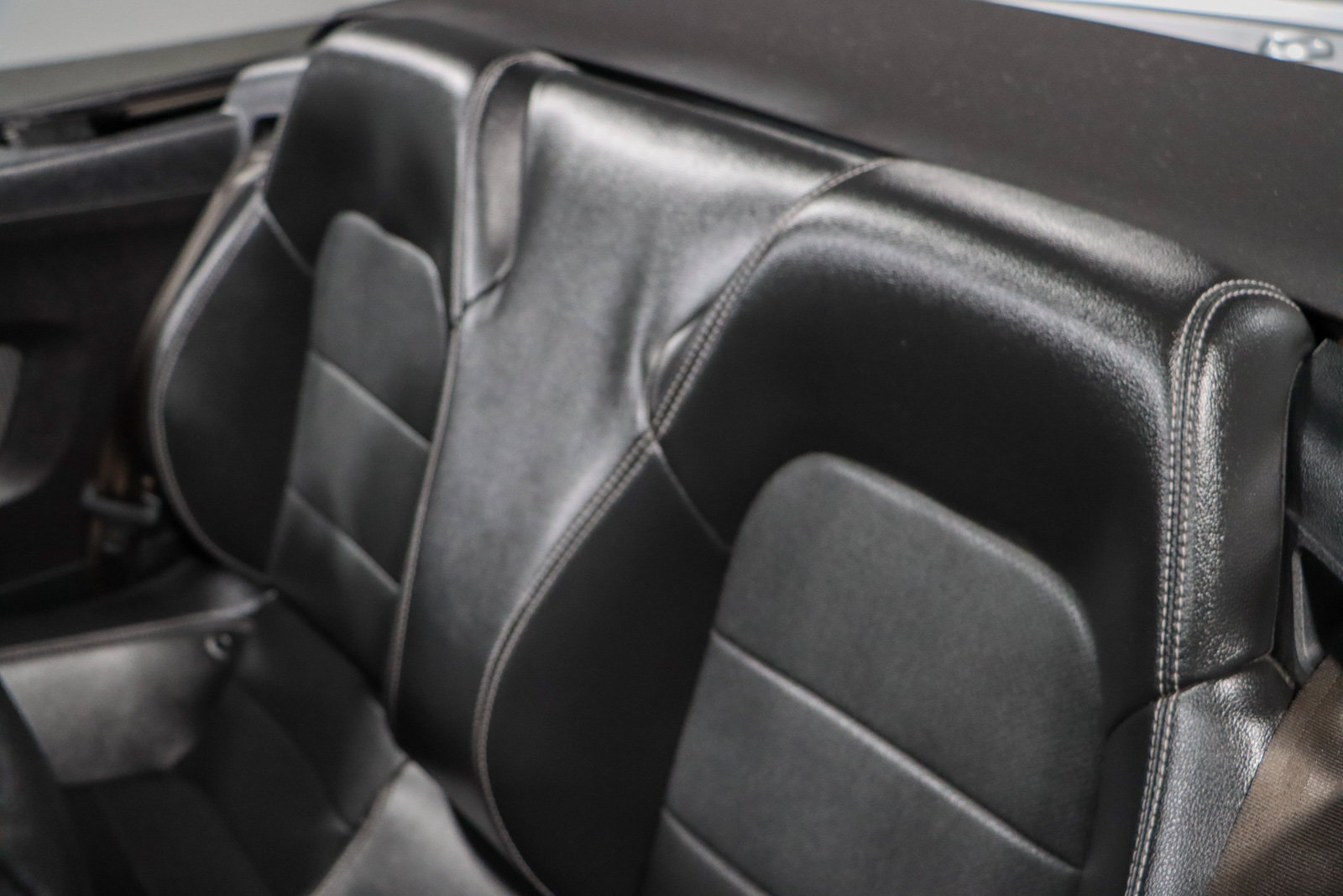Used 2022 Ford Mustang Premium RWD image 24