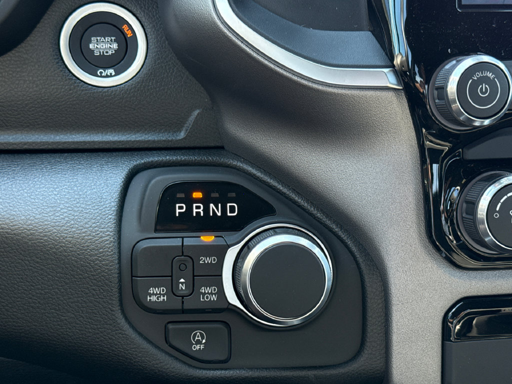 New 2026 RAM 1500 Express AWD/4WD image 26