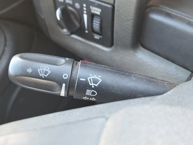 Used 2005 Dodge Ram 2500 Truck SLT w/ Trailer Tow Group image 31