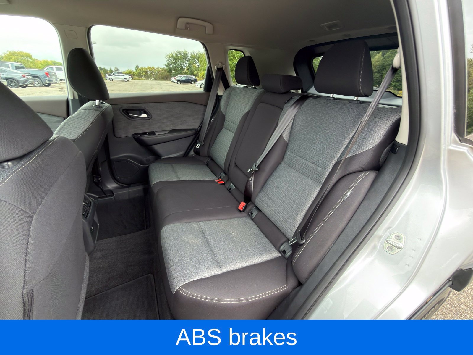 Used 2023 Nissan Rogue SV AWD/4WD image 25
