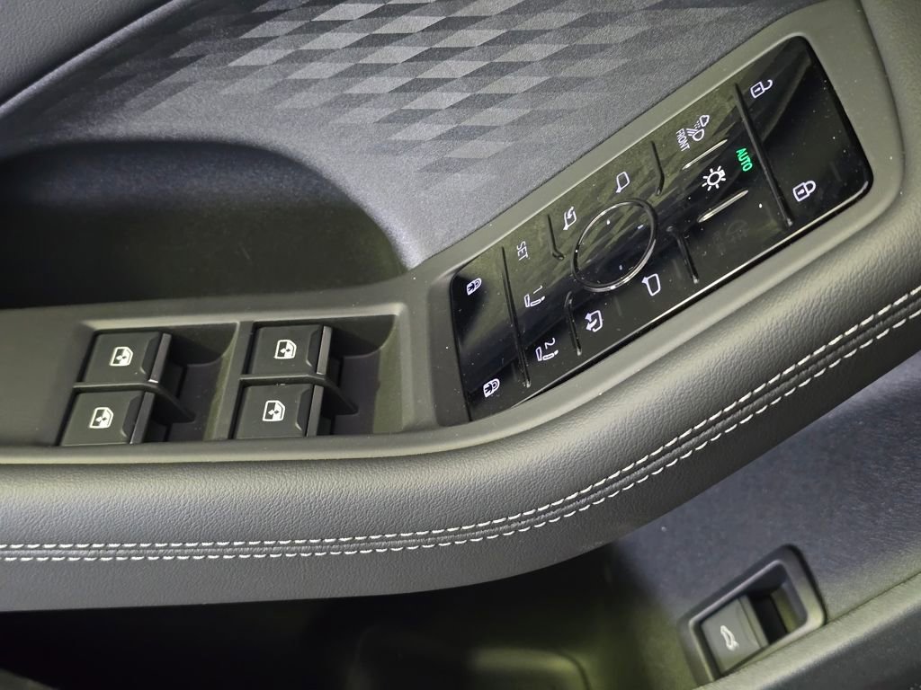 New 2025 Audi A5 2.0T Premium Plus AWD/4WD image 9