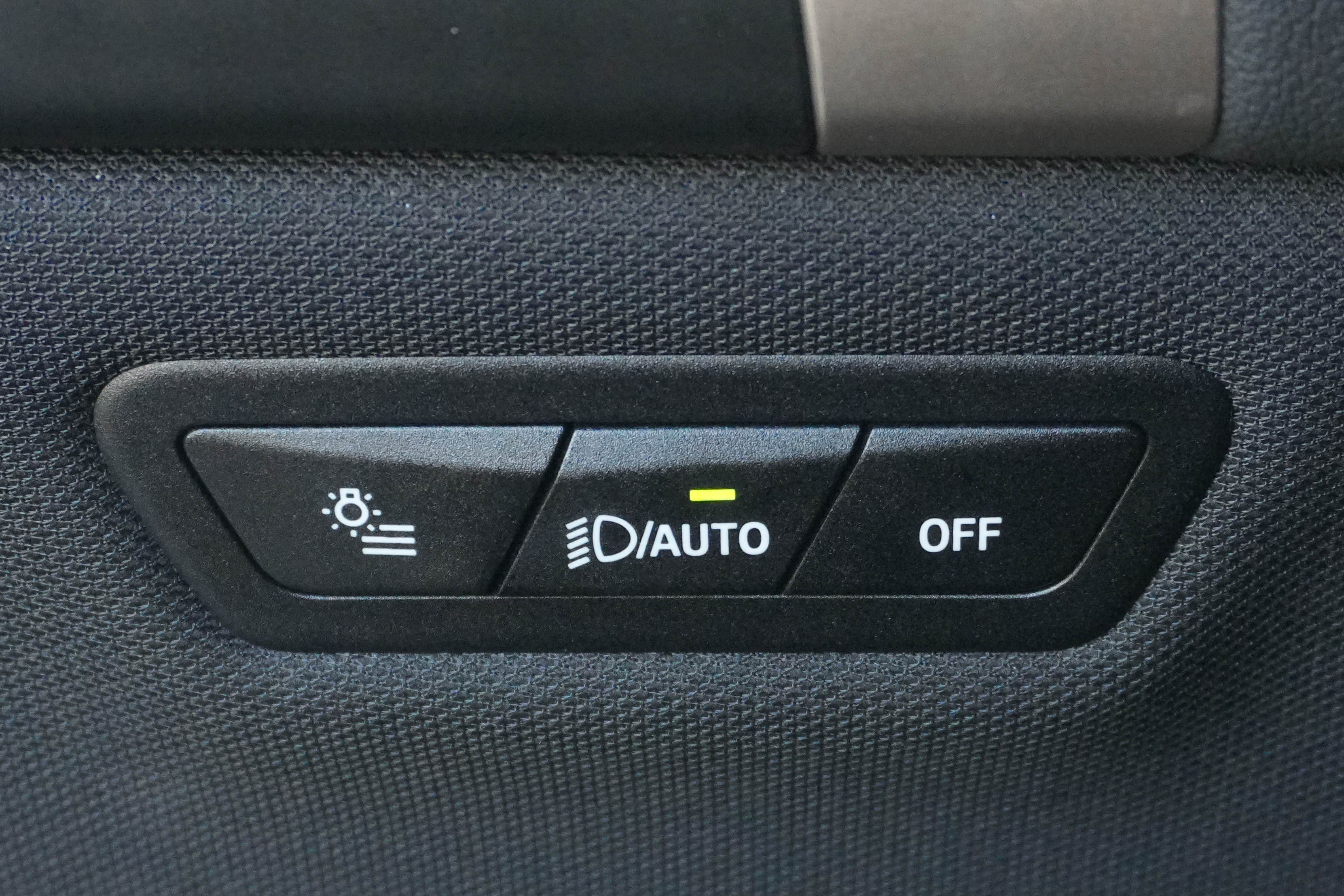 Certified 2023 BMW iX xDrive50 w/ Premium Package AWD/4WD image 16