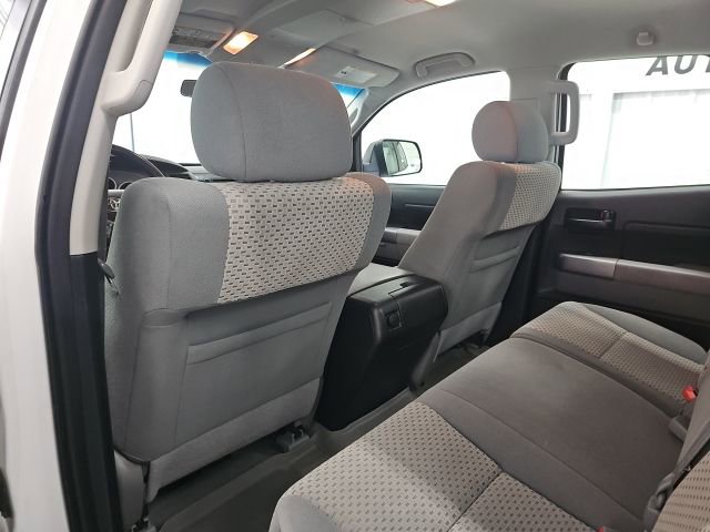 Used 2010 Toyota Tundra 4x4 Double Cab image 17