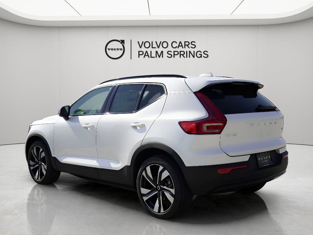 New 2025 Volvo XC40 B5 Ultra w/ Climate Package image 6