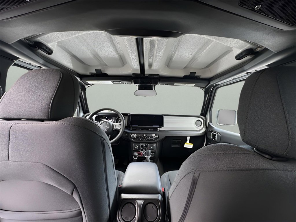 New 2025 Jeep Gladiator Willys image 23