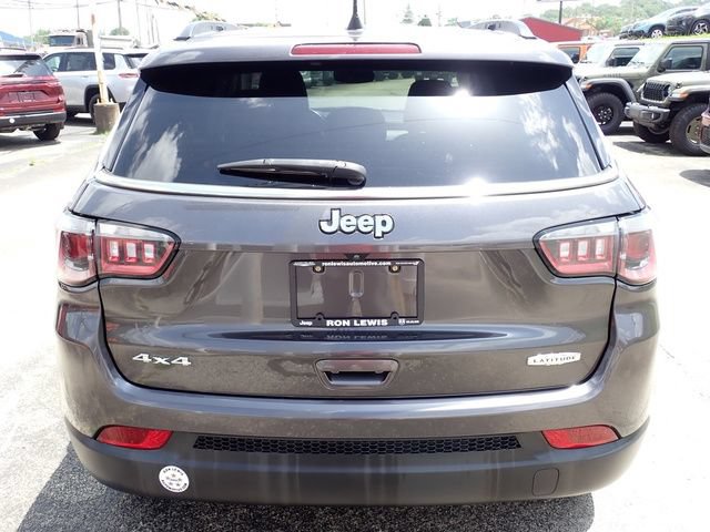 Used 2022 Jeep Compass Latitude w/ Convenience Group AWD/4WD image 4
