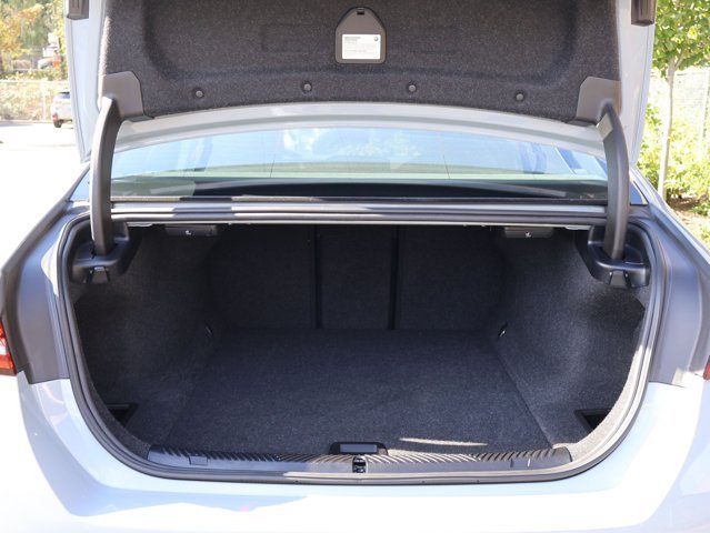 Certified 2024 BMW i5 eDrive40i w/ M Sport Package RWD image 7