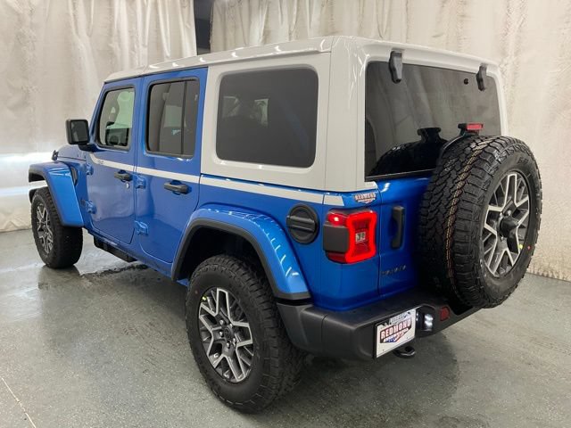 New 2026 Jeep Wrangler Unlimited Sahara w/ Whitecap Package AWD/4WD image 5