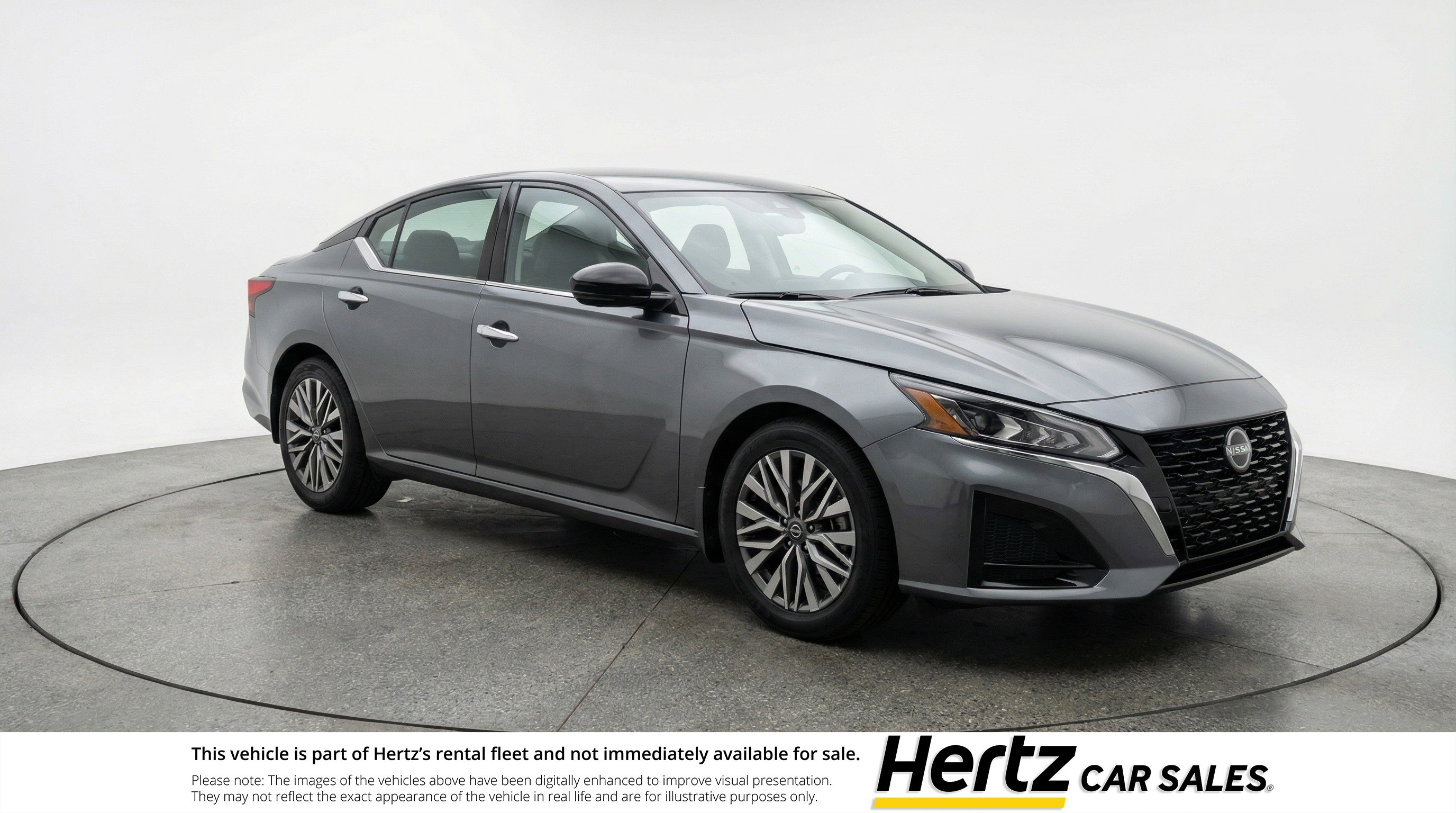 Used 2025 Nissan Altima 2.5 SV image 1