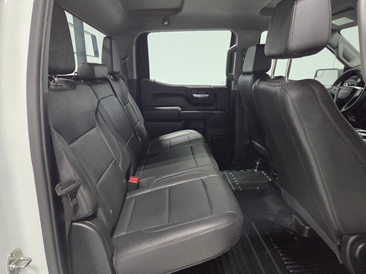 Used 2023 Chevrolet Silverado 1500 W/T w/ Trailering Package AWD/4WD image 16