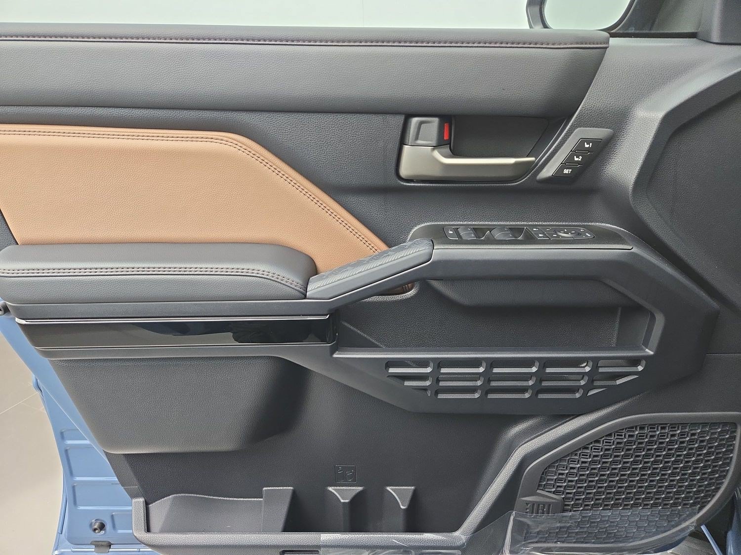 New 2026 Toyota 4Runner Limited AWD/4WD image 17