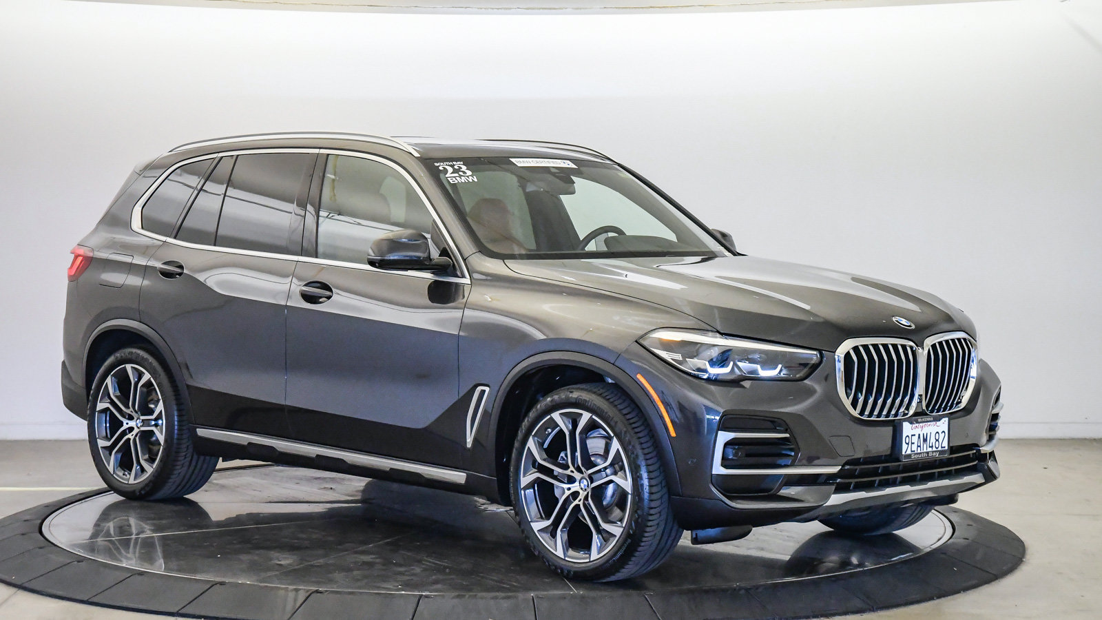 Certified 2023 BMW X5 xDrive40i w/ Premium Package AWD/4WD image 6