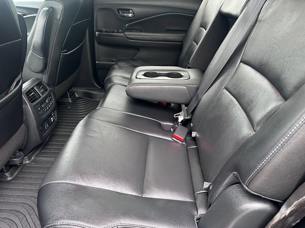 Used 2022 Honda Pilot Touring image 27