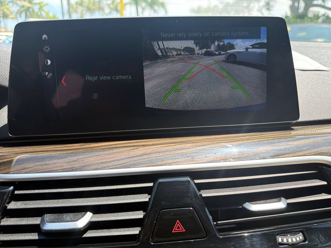 Used 2018 BMW 530e xDrive AWD/4WD image 15