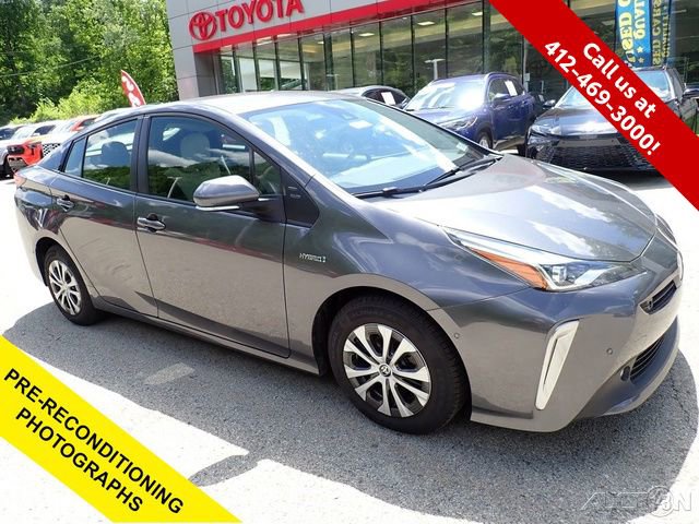 Certified 2022 Toyota Prius LE AWD/4WD image 1