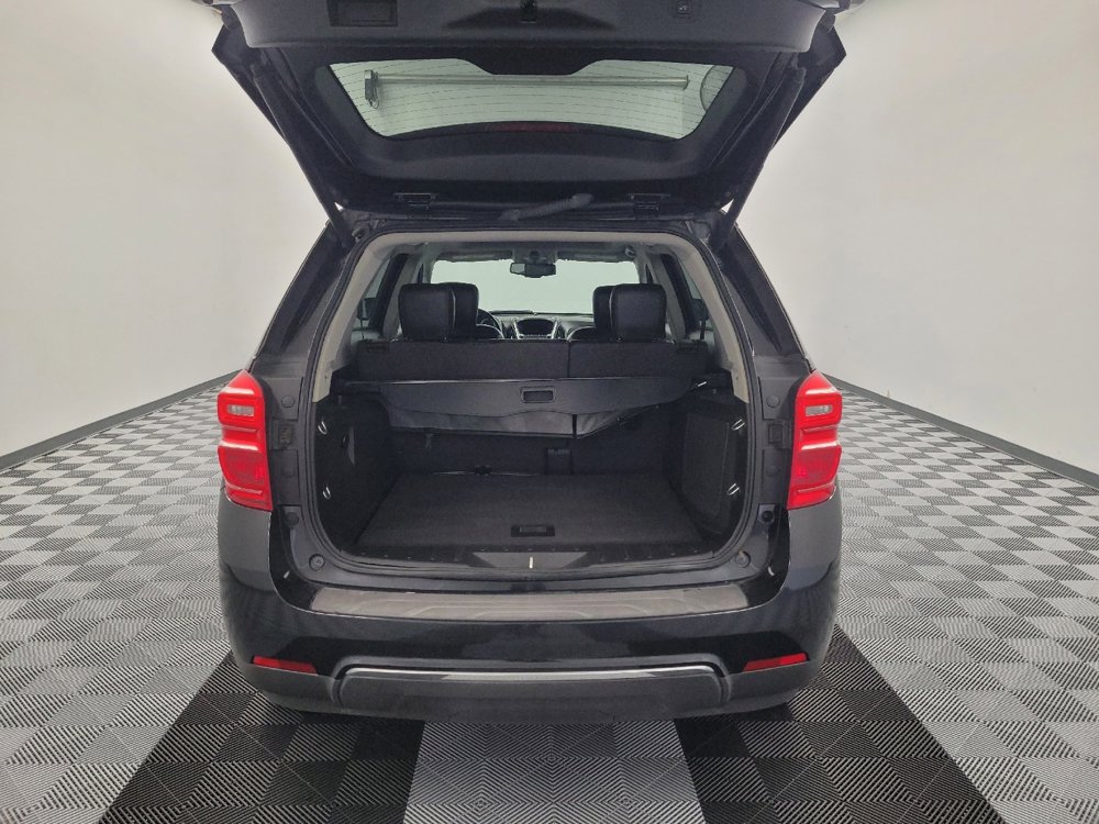 Used 2017 Chevrolet Equinox Premier w/ Enhanced Convenience Package FWD image 29