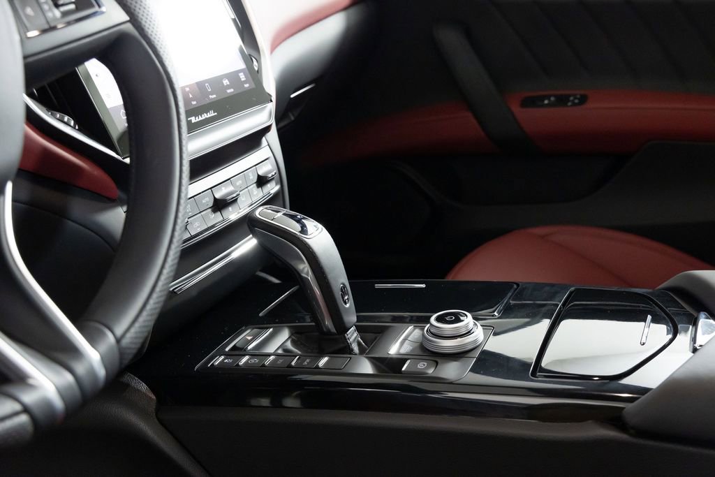 Used 2023 Maserati Ghibli GT RWD image 6
