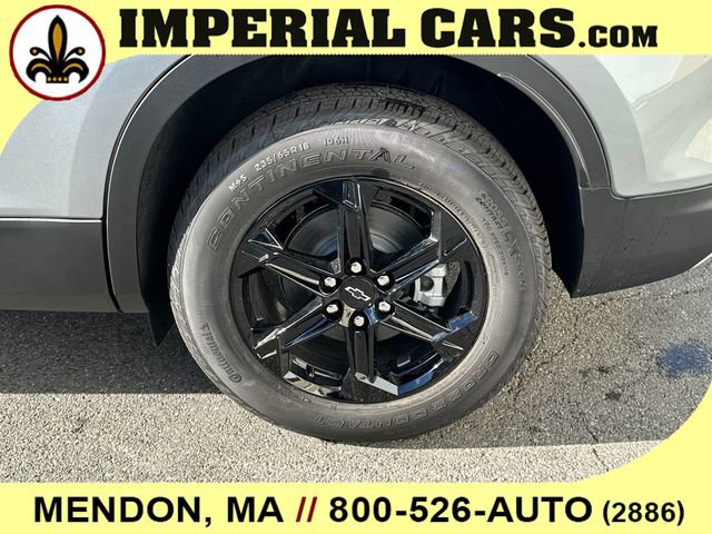 New 2025 Chevrolet Blazer LT w/ Midnight/Sport Edition image 9