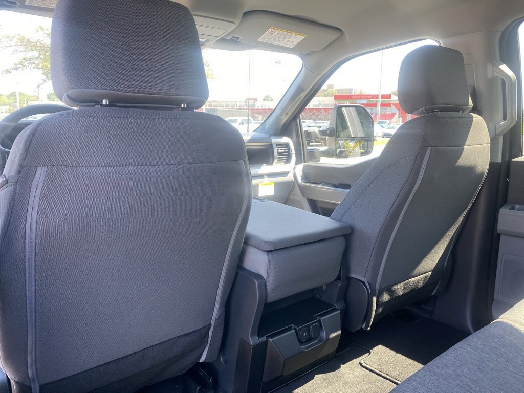 New 2026 Ford F250 XL image 28