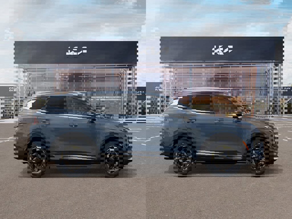 New 2026 Kia Sportage EX image 7