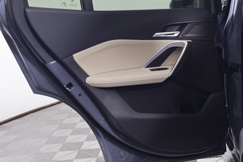 Certified 2025 BMW X2 xDrive28i w/ Technology Package image 13