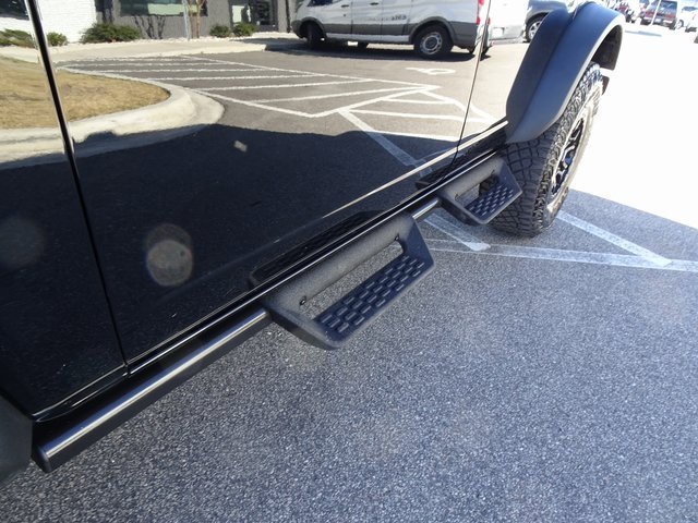 Used 2023 Ford Bronco Wildtrak image 38