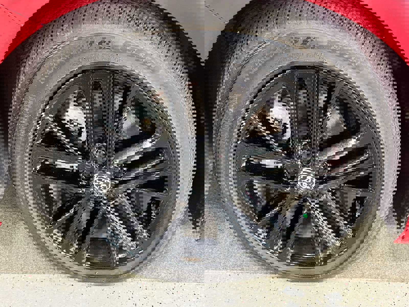 Used 2025 Toyota Camry SE w/ Convenience Package FWD image 2