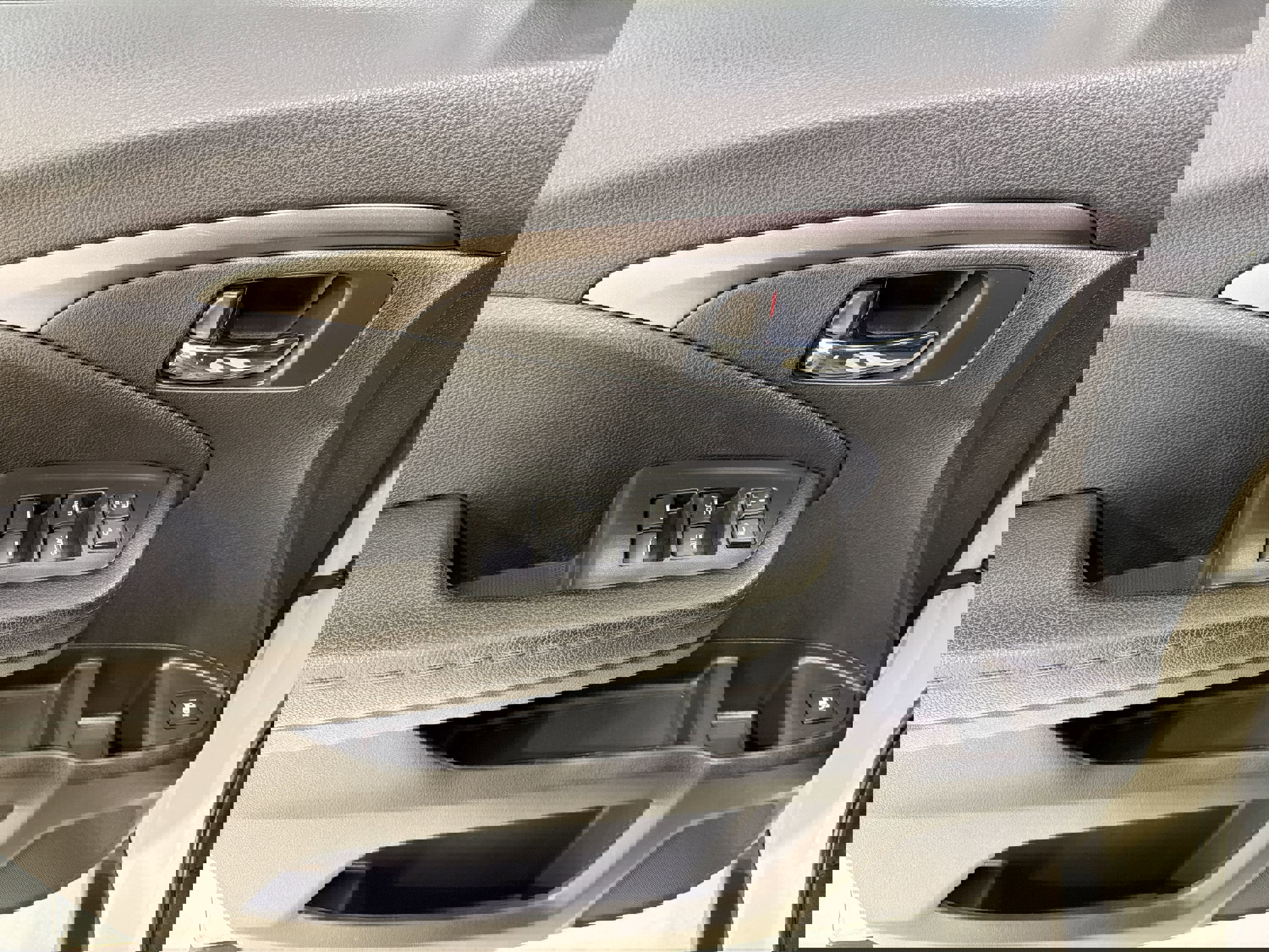 Used 2021 Honda Passport Sport image 12