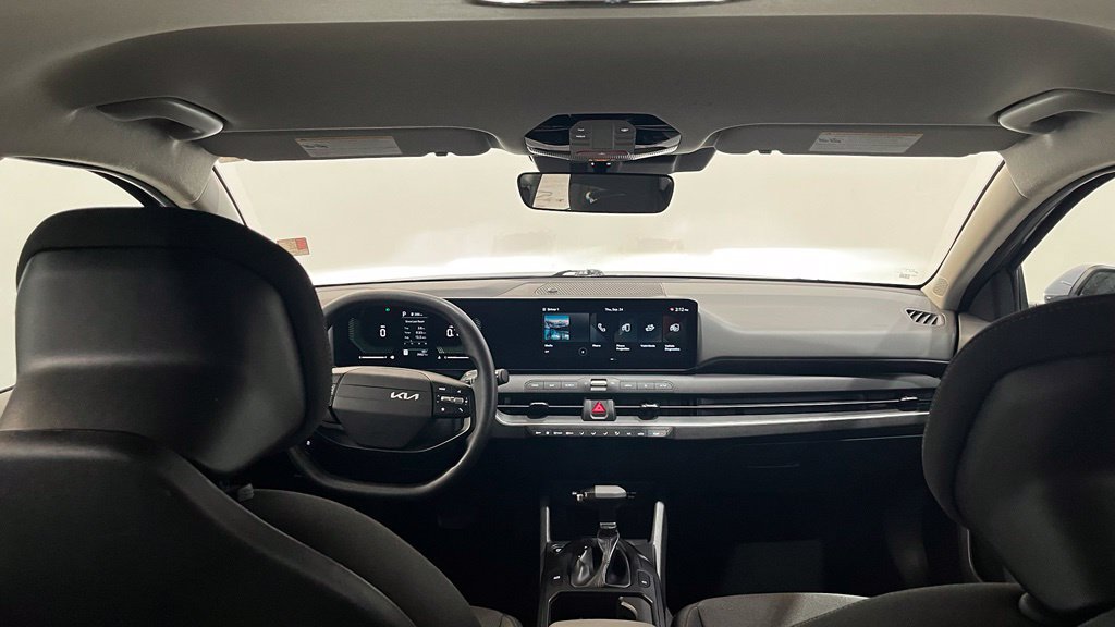 Used 2025 Kia K4 FWD image 16
