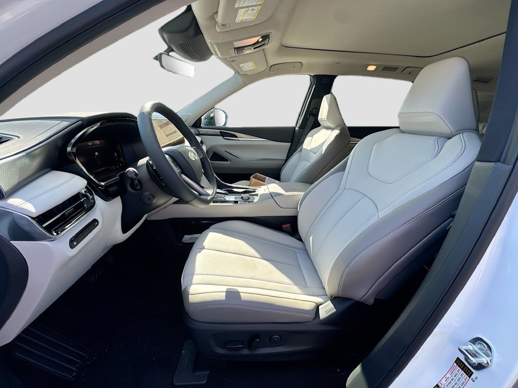 Used 2027 INFINITI QX60 Luxe w/ Cargo Package FWD image 23