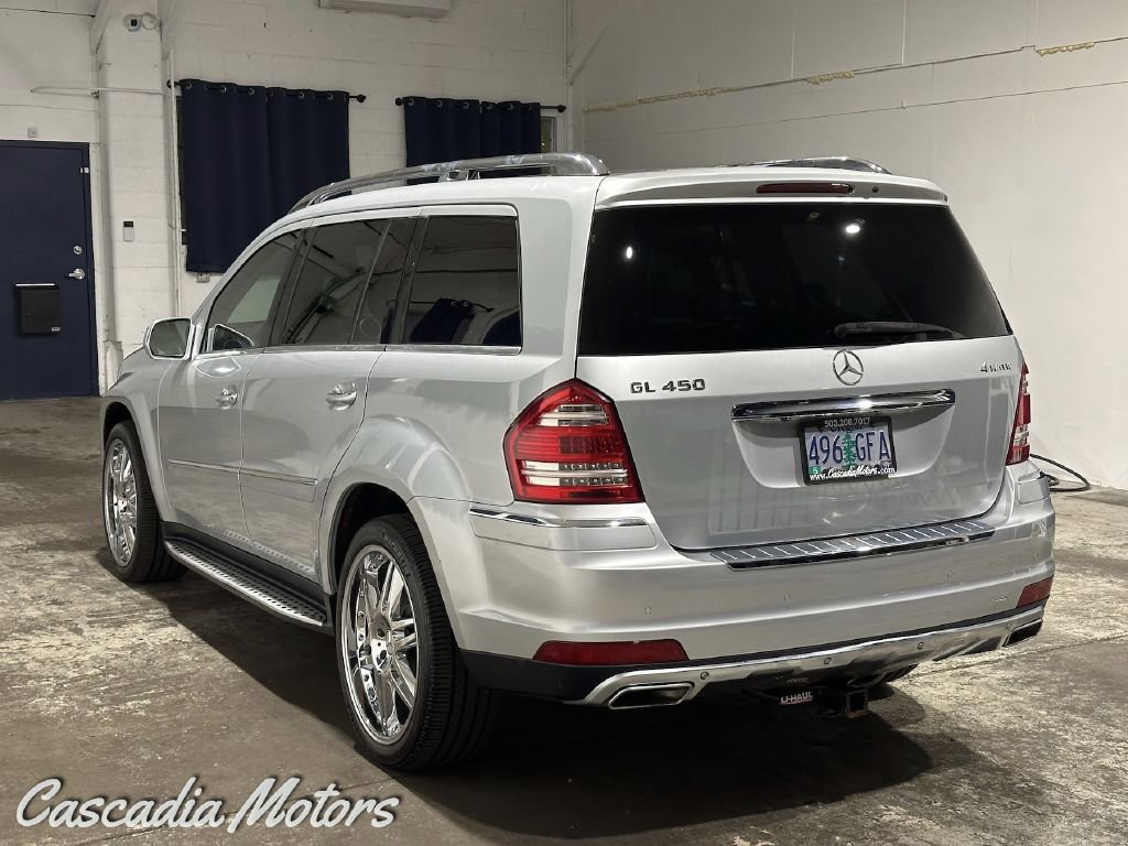 Used 2010 Mercedes-Benz GL 450 4MATIC image 4