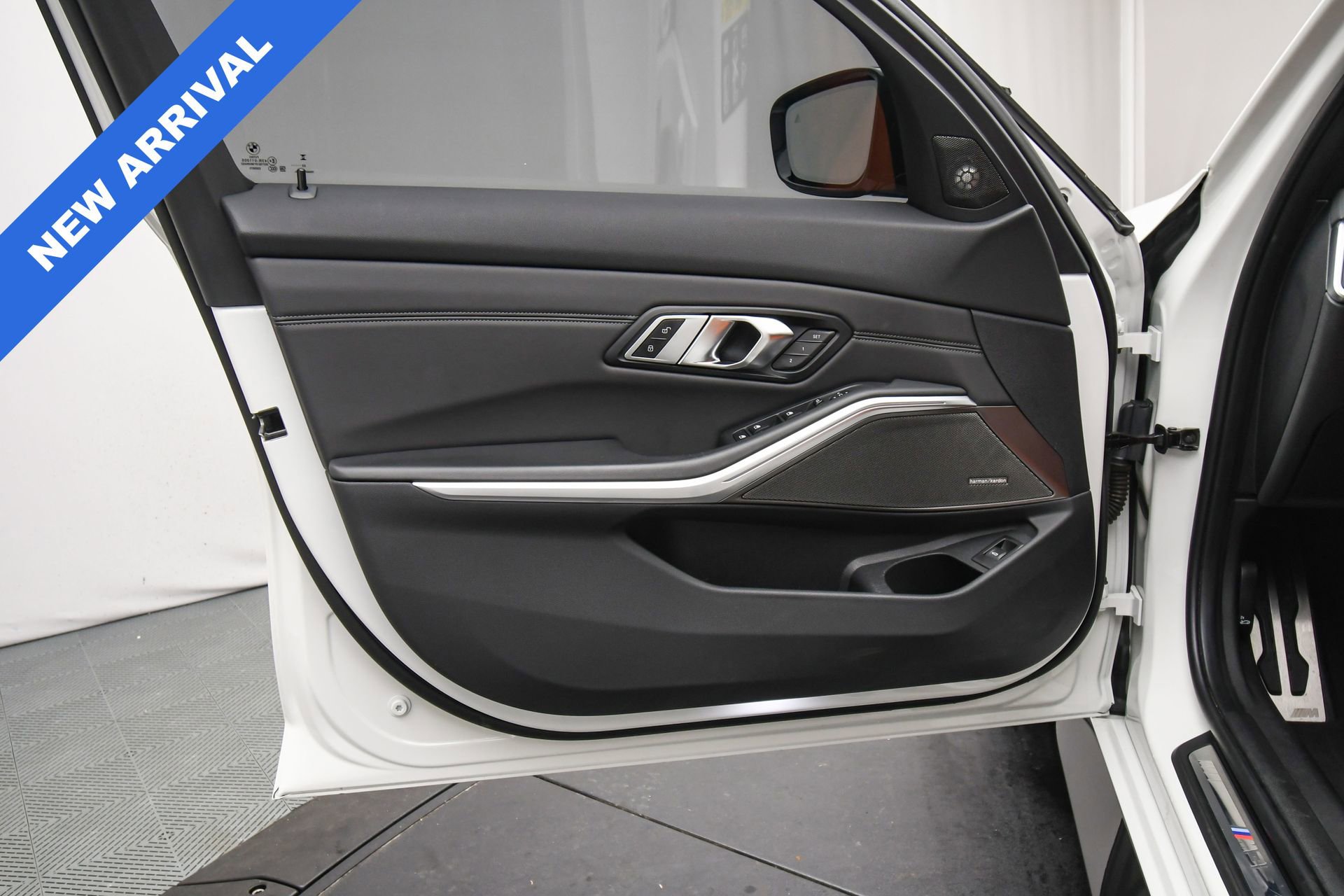 Used 2023 BMW M3 Competition w/ Executive Package image 44