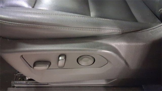 Used 2025 GMC Sierra 1500 SLT image 24