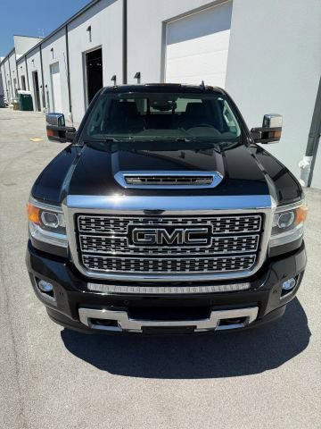 Used 2019 GMC Sierra 2500 Denali AWD/4WD image 12