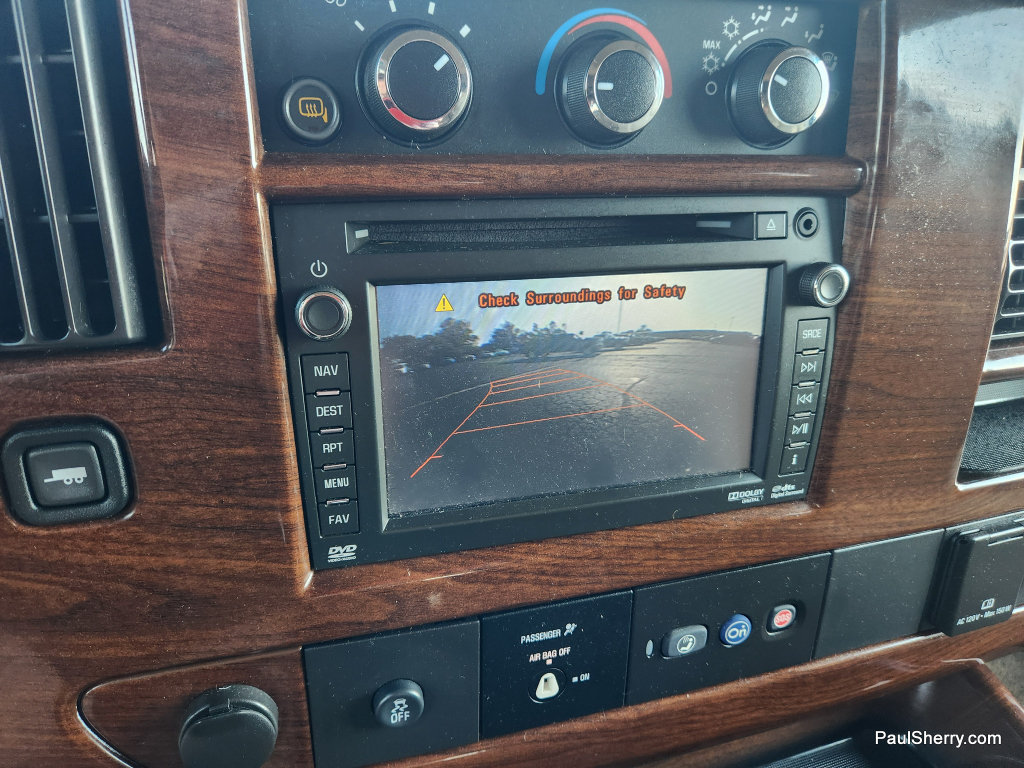 Used 2015 Chevrolet Express 2500 RWD image 31