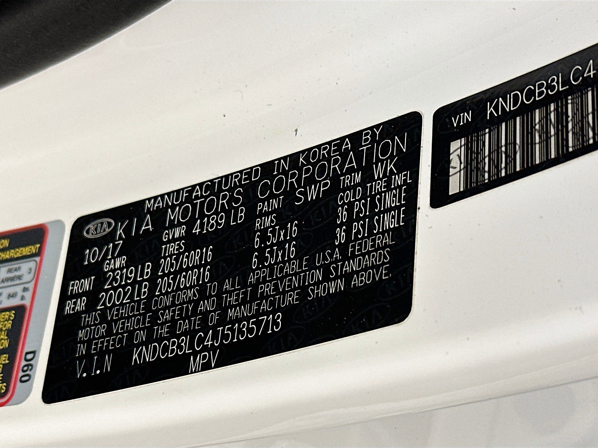 Used 2018 Kia Niro LX image 12