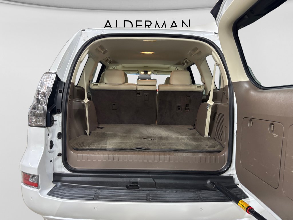 Used 2019 Lexus GX 460 Premium w/ Premium Package AWD/4WD image 19