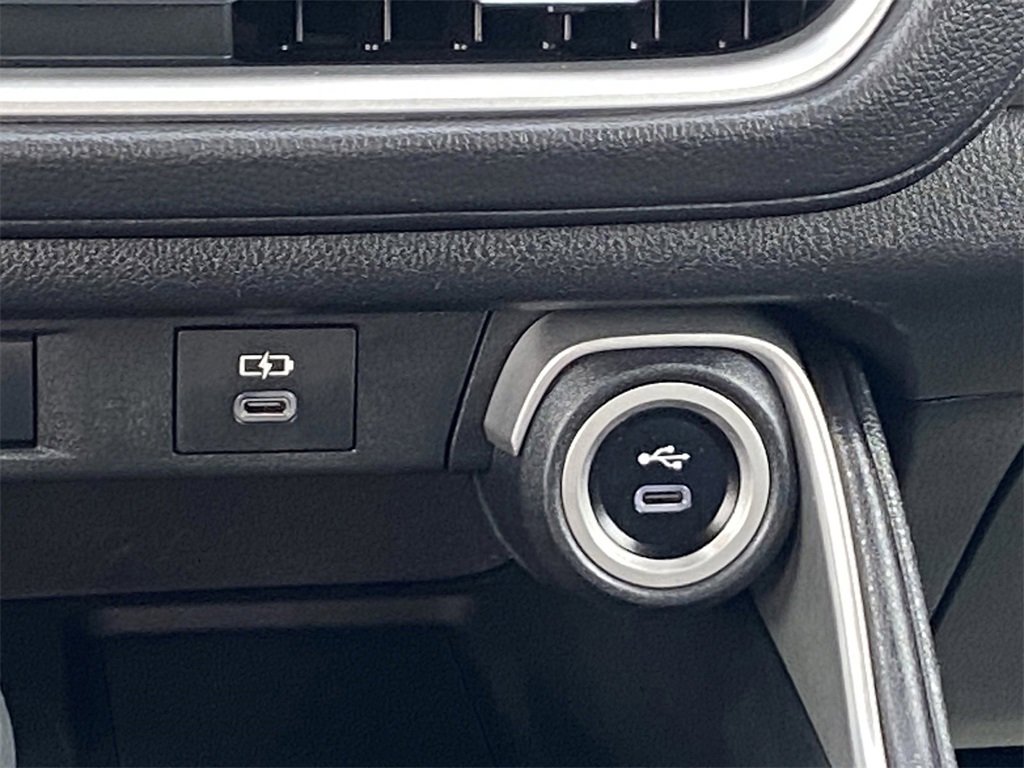 Used 2024 Toyota Grand Highlander XLE image 31