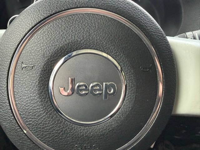 Used 2012 Jeep Wrangler Unlimited Sahara AWD/4WD image 29