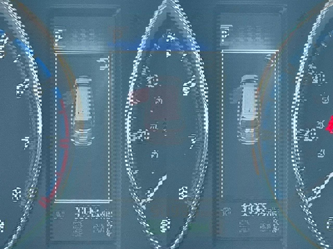 Used 2018 Toyota RAV4 Limited image 10