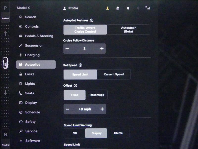 Used 2025 Tesla Model X image 16