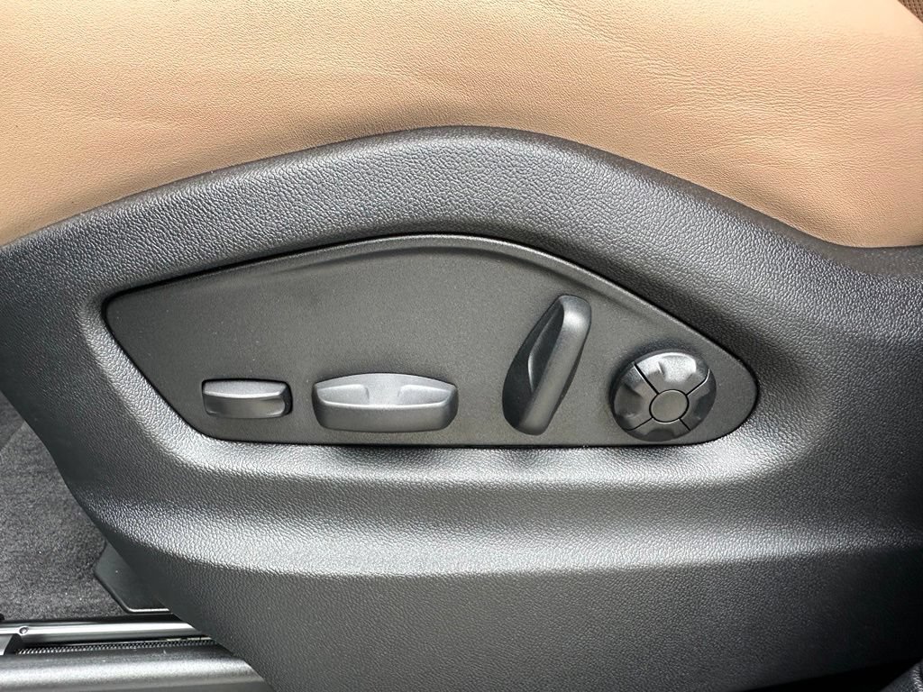 New 2026 Porsche Cayenne S AWD/4WD image 24
